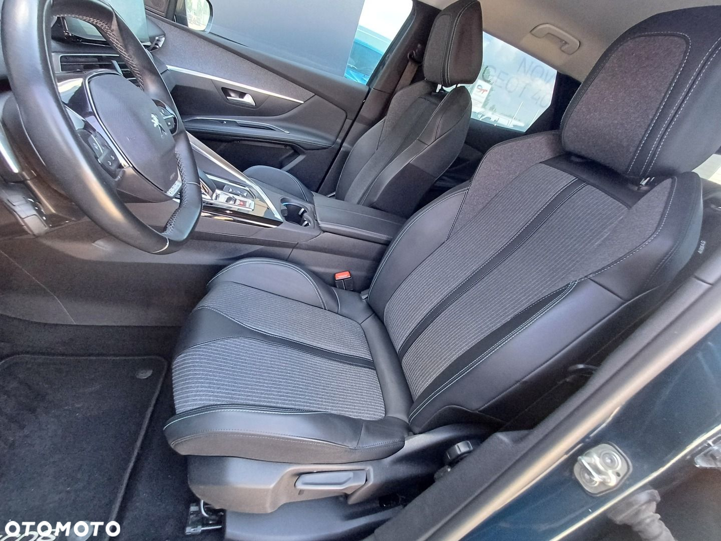 Peugeot 3008 - 13