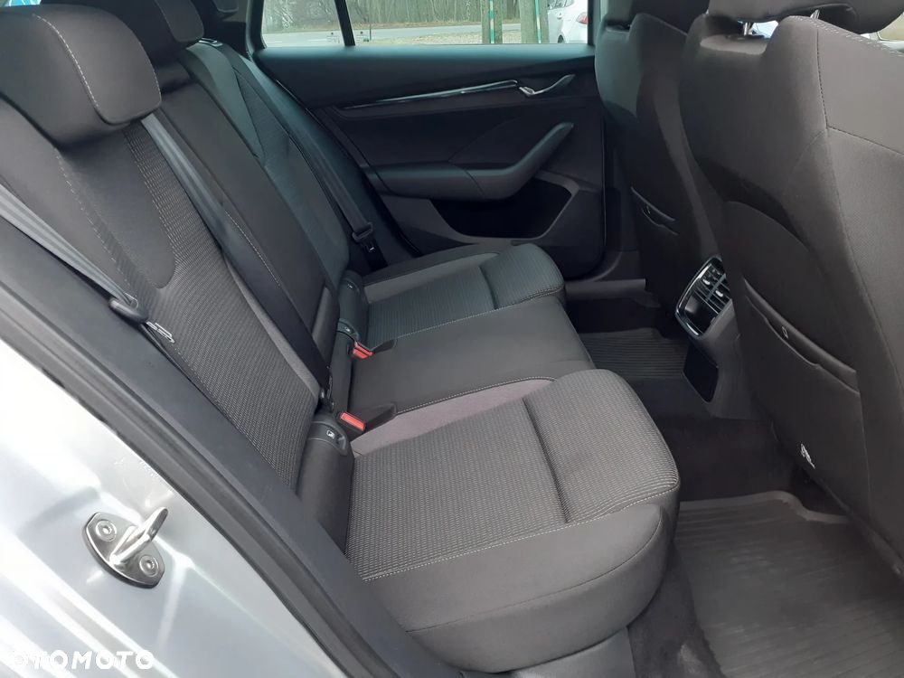 Skoda Octavia 1.5 TSI ACT Ambition - 25