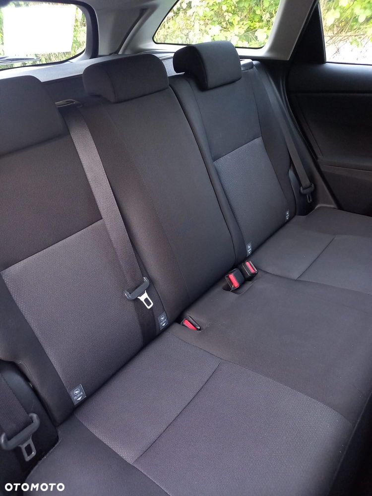 Toyota Auris 1.6 Comfort - 9