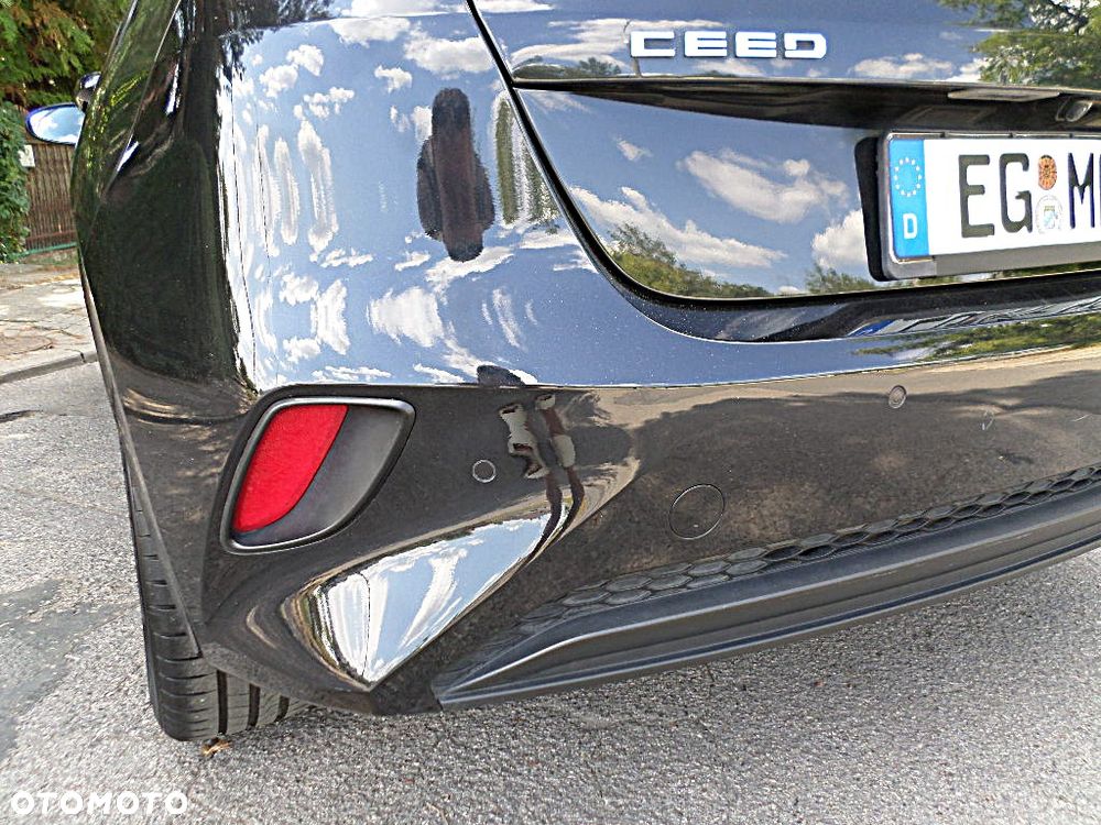 Kia Ceed 1.4 Vision - 33