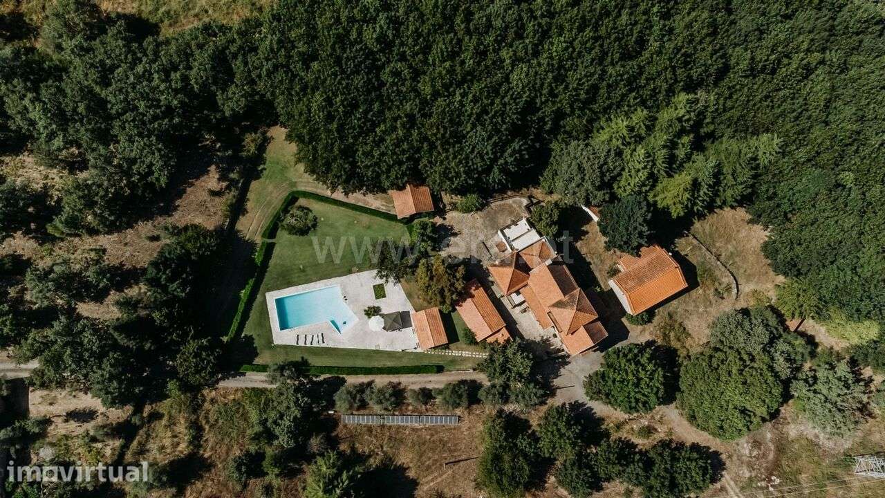 Moradia Isolada T7 / Covilhã, Teixoso - Grande imagem: 2/20