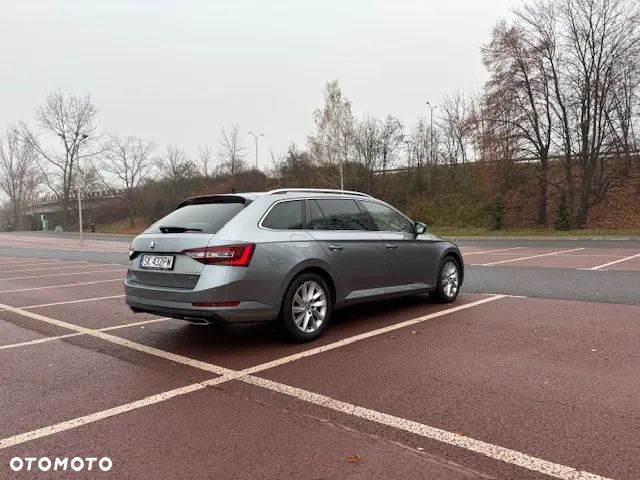Skoda Superb 2.0 TSI 4x4 Style DSG - 6