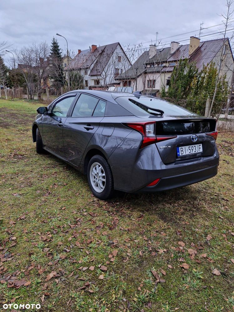Toyota Prius Hybrid - 8