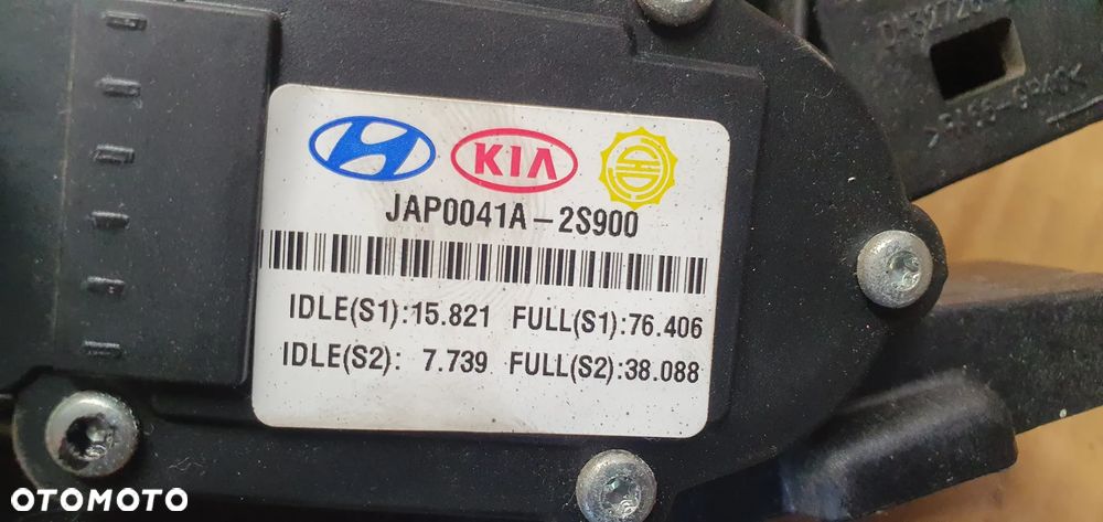Pedał potencjometr gazu Hyundai ix35 32727-2S000 - 6