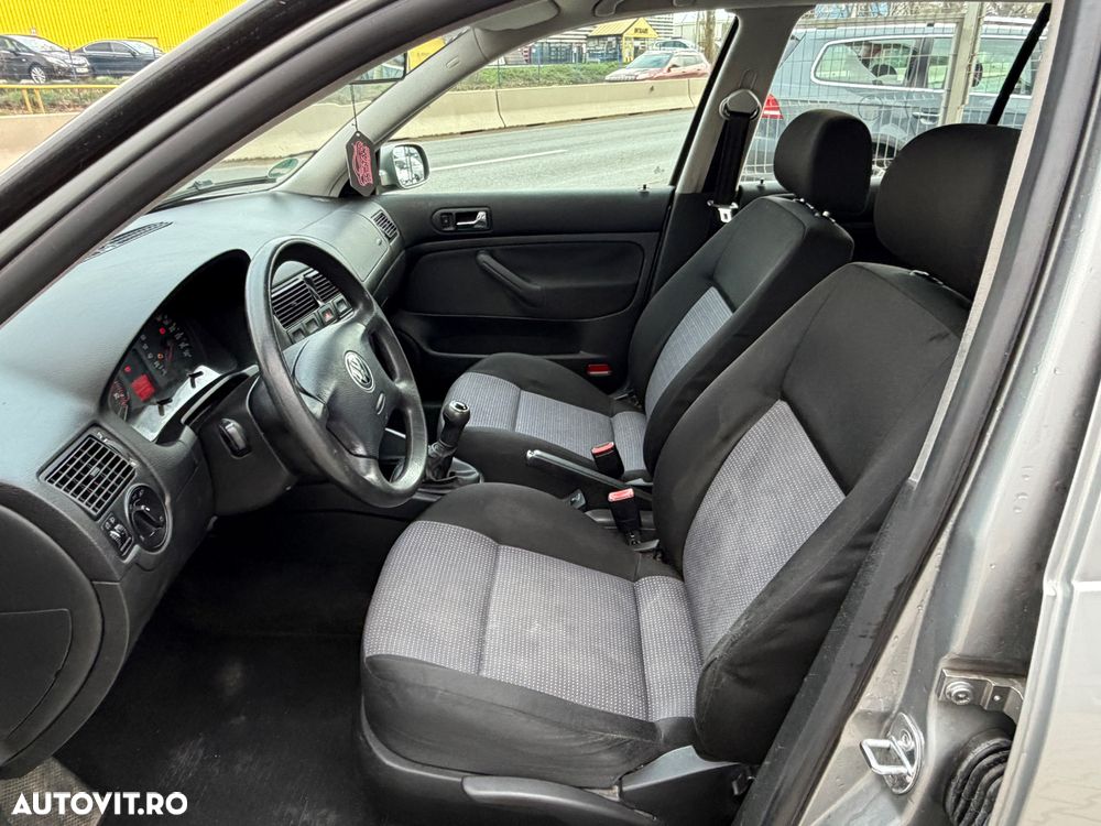 Volkswagen Golf - 16