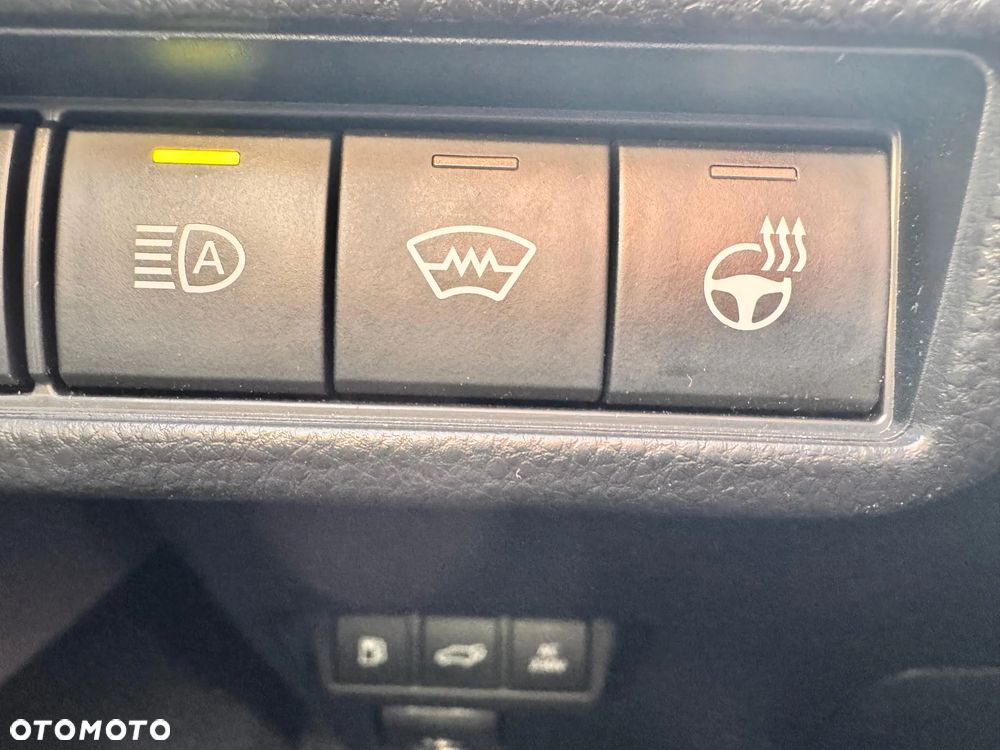 Toyota Prius 2.0 Hybrid Prestige - 20