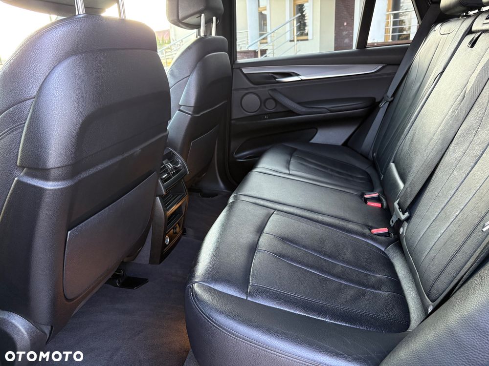 BMW X5 xDrive30d - 13