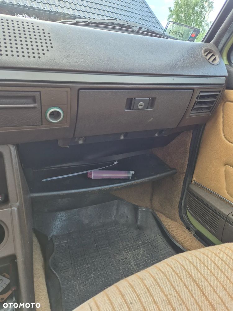 Volkswagen Golf - 17