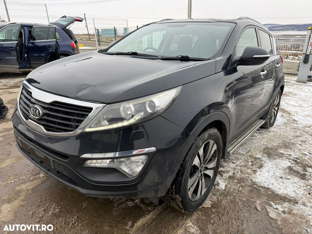 Dezmembrez / Dezmembrari / Piese / Accesorii Kia sportage 2011 negru 1.7 crdi d4fd - 1