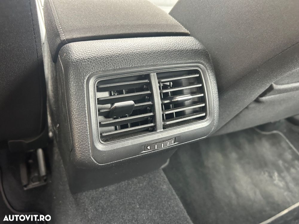 Volkswagen Golf 1.4 TSI (BlueMotion Technology) Highline - 27