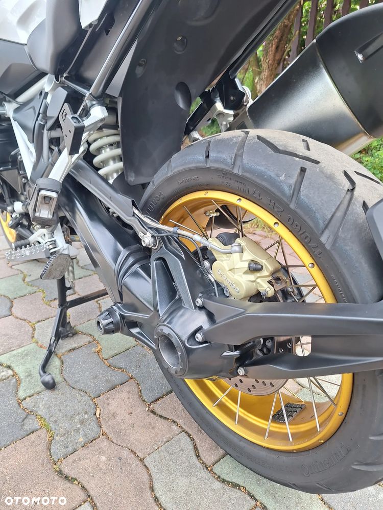 BMW R - 12