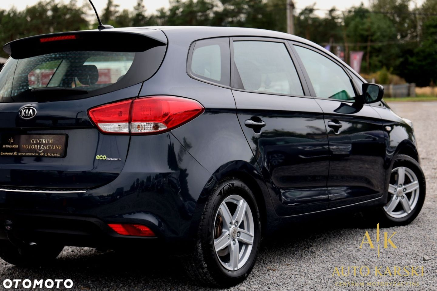 Kia Carens - 12