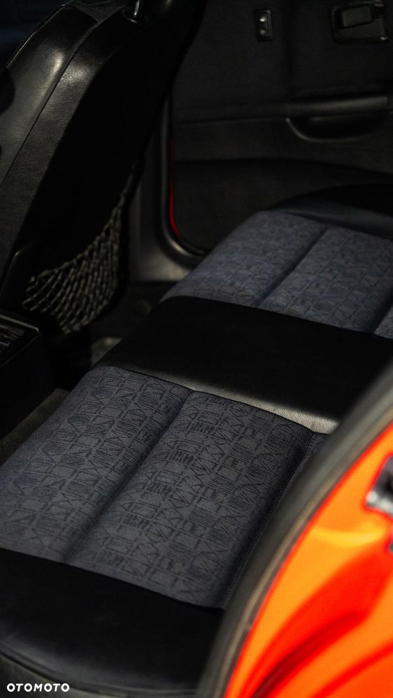 BMW Seria 3 323i - 24