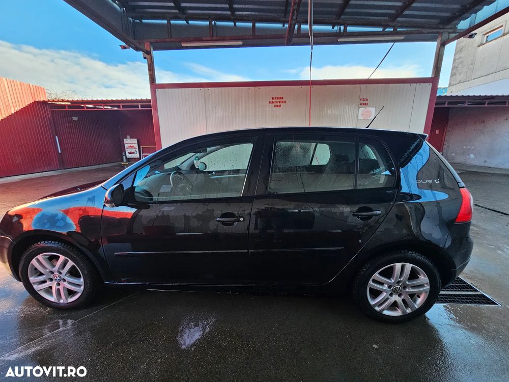 Volkswagen Golf 1.6 Comfortline - 25
