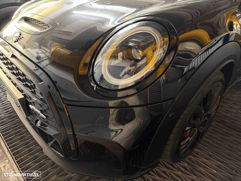 MINI 3 Portas John Cooper Works - 16