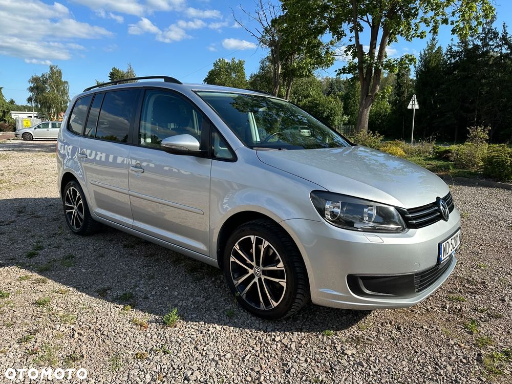 Volkswagen Touran 2.0 TDI DPF BlueMotion Technology DSG Highline - 1