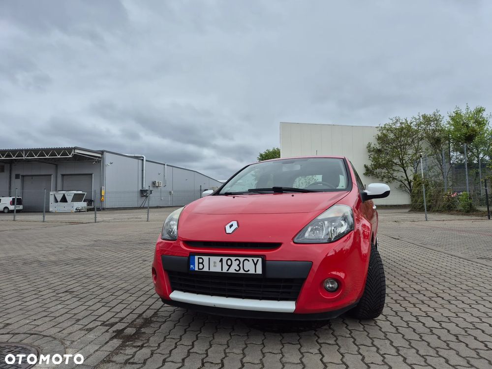 Renault Clio 1.2 16V TCE S - 16