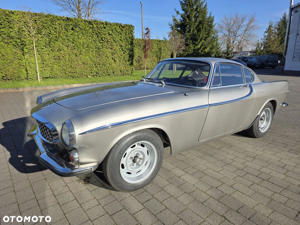 Volvo P1800 - 1