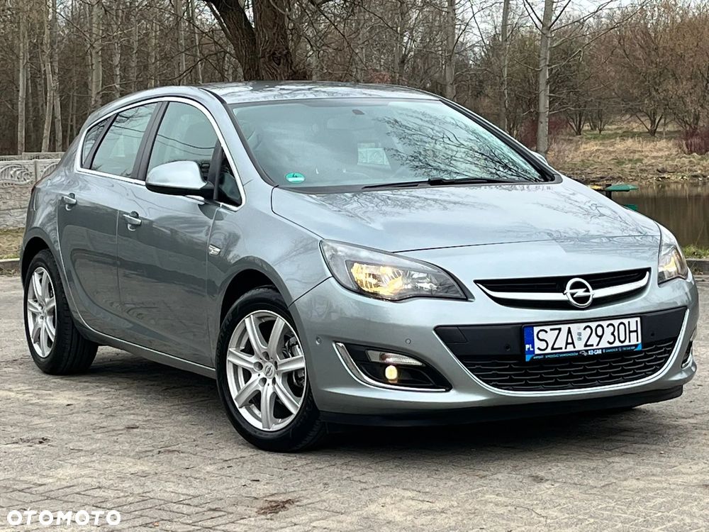 Opel Astra 1.4 Turbo Exklusiv - 5
