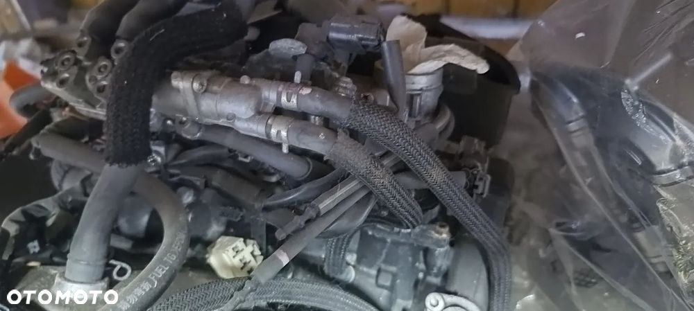 YAMAHA XJ6 SILNIK Przepustnica Blok dekiel - 2