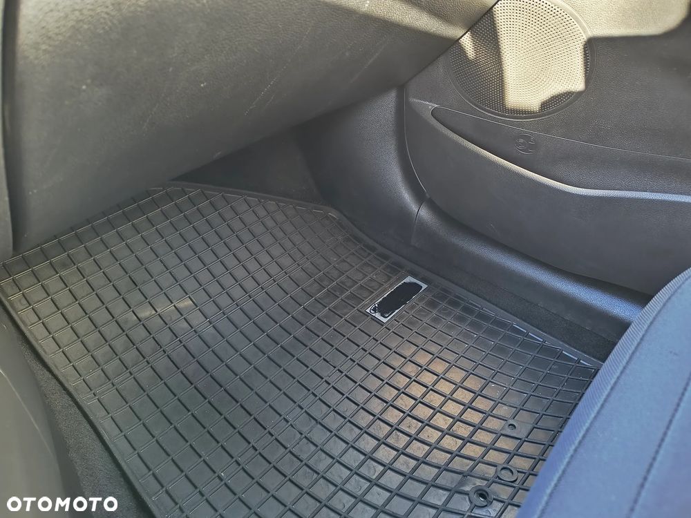 Kia Ceed 1.6 CRDi M - 21