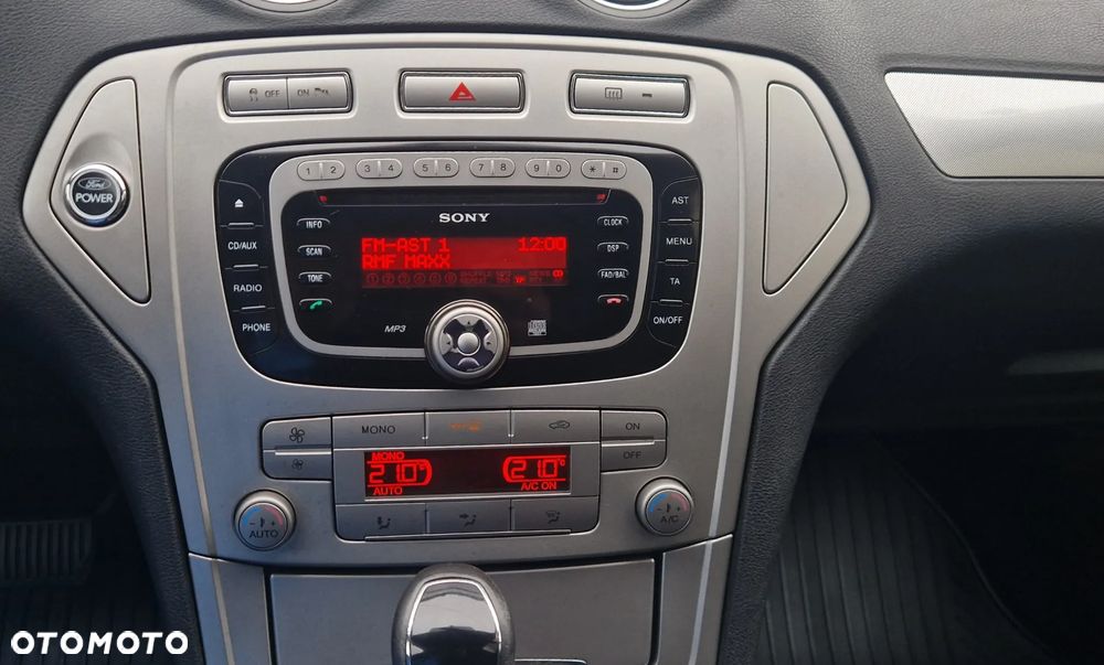 Ford Mondeo 2.0 TDCi Titanium - 21