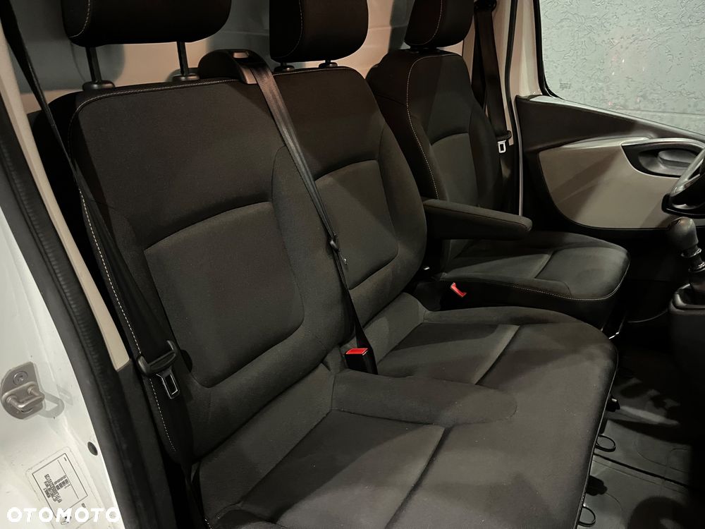 Renault Trafic Combi Expression - 17