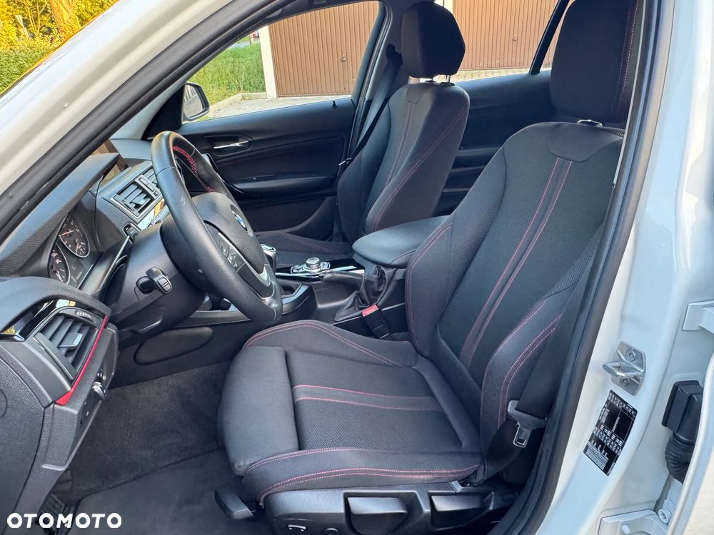 BMW Seria 1 118i Sport Line - 21
