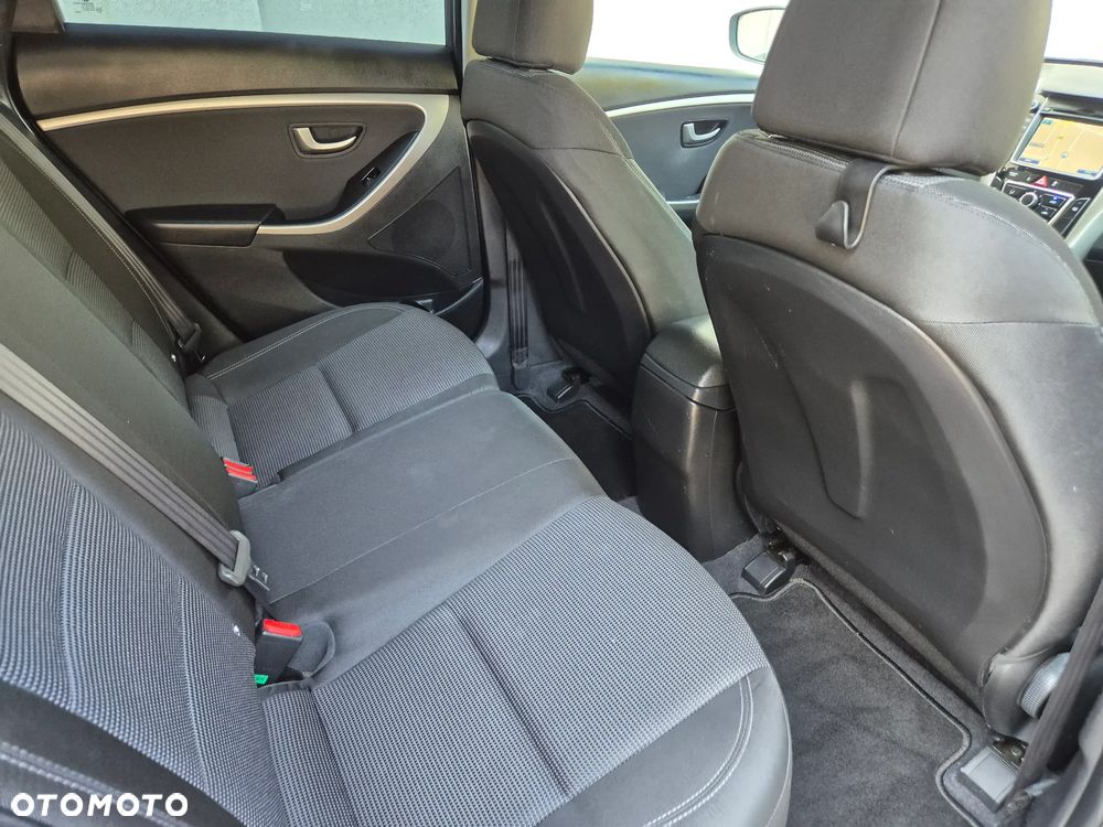 Hyundai i30 1.4 Passion - 15
