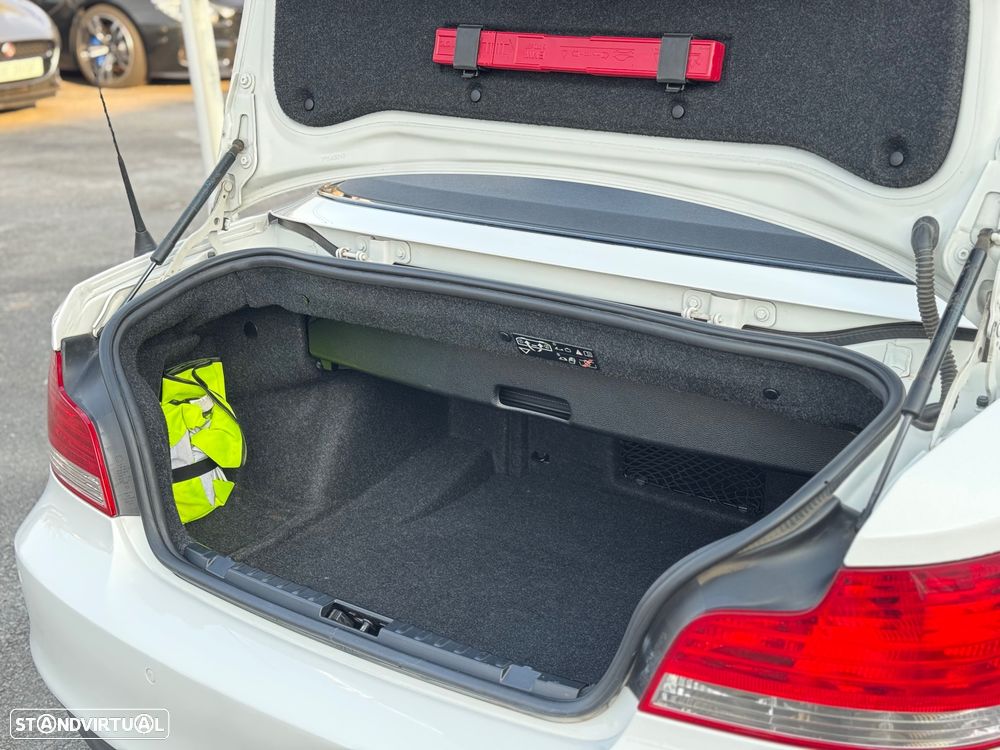 BMW 118 d Cabrio - 11