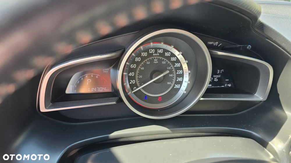 Mazda 3 - 13