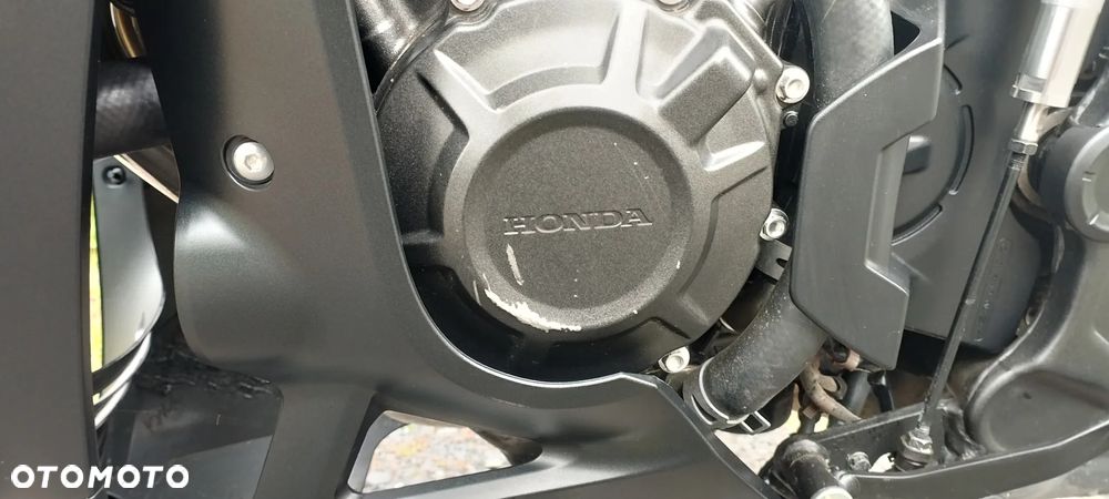 Honda CBR - 11