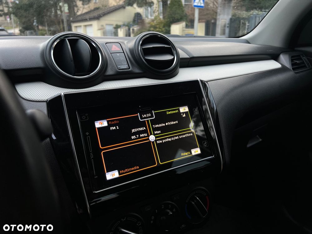 Suzuki Swift 1.2 Dualjet Hybrid Club - 23