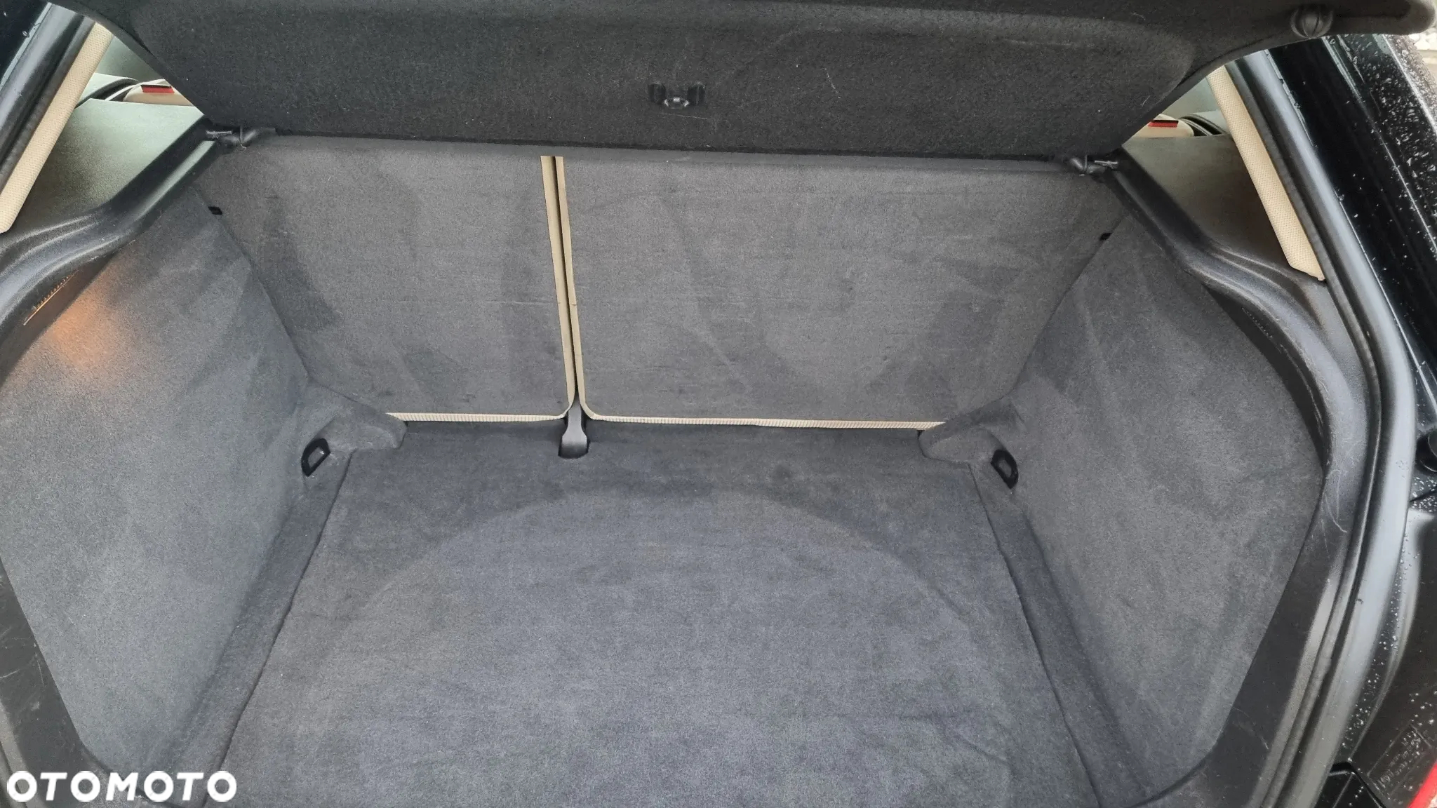 Audi A3 1.6 Ambiente - 24