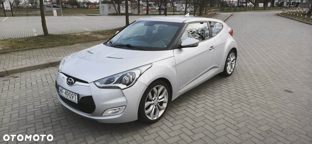 Hyundai Veloster 1.6 GDI Style - 1