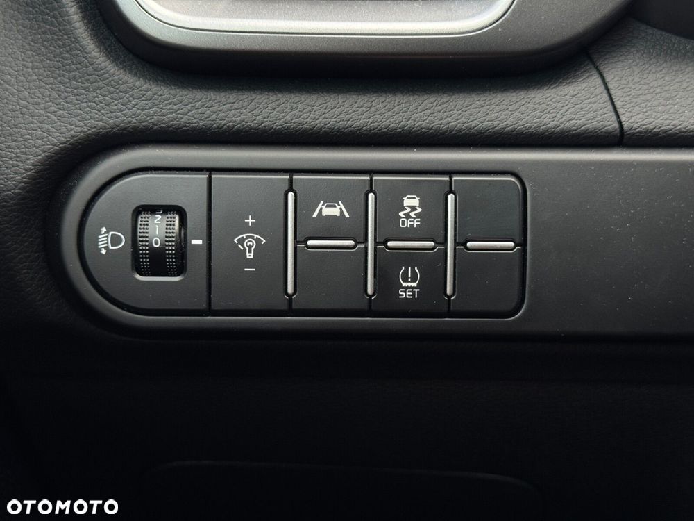 Kia Ceed 1.5 T-GDI M DCT - 33