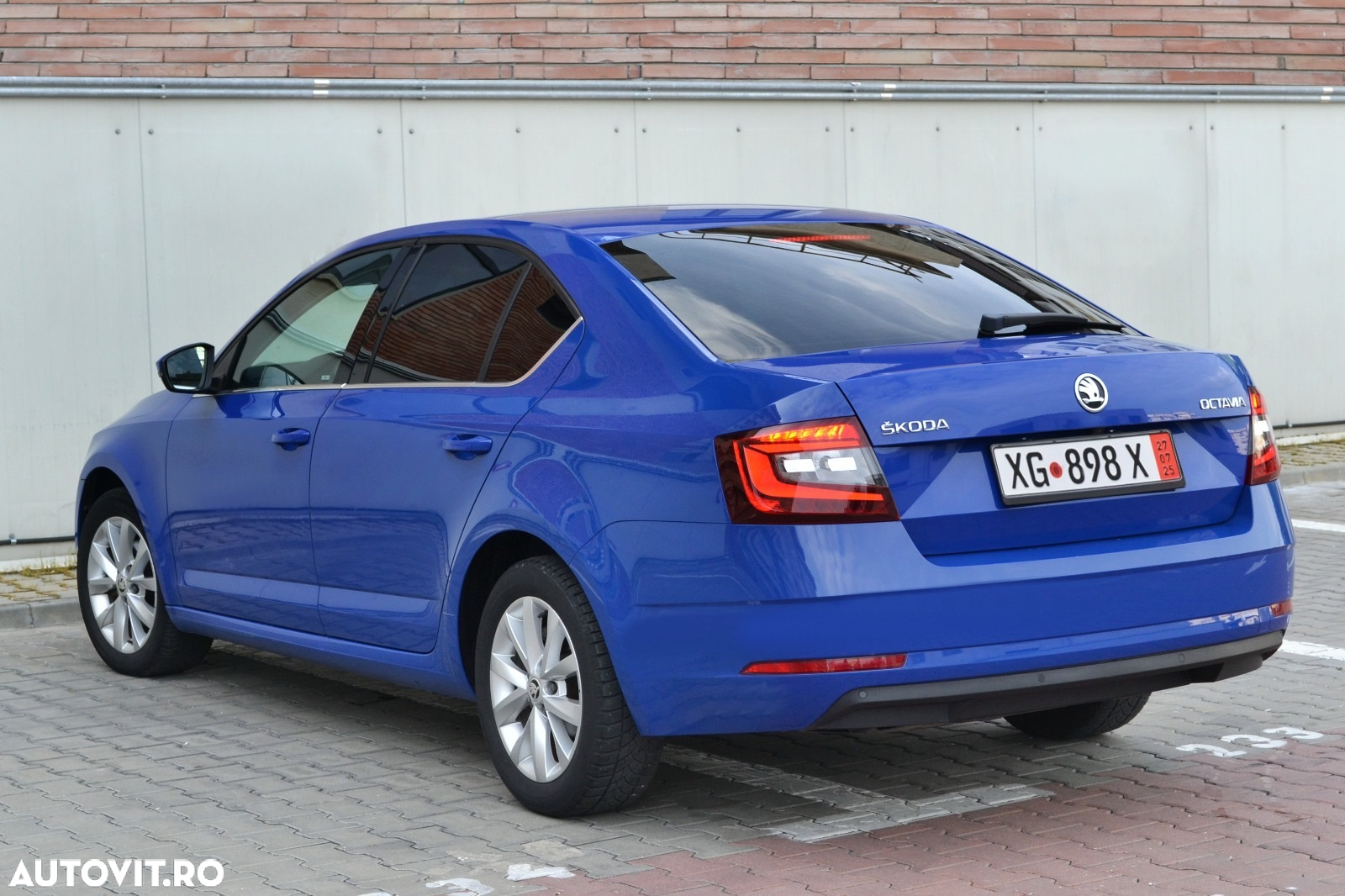 Skoda Octavia 1.6 TDI DSG Style - 3