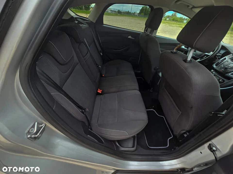 Ford Focus 1.6 TDCi DPF Start-Stopp-System Titanium - 16