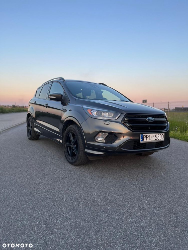 Ford Kuga 1.5 EcoBoost 2x4 ST-Line - 1