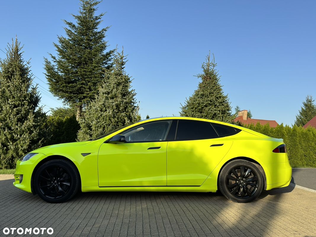 Tesla Model S Standard - 19