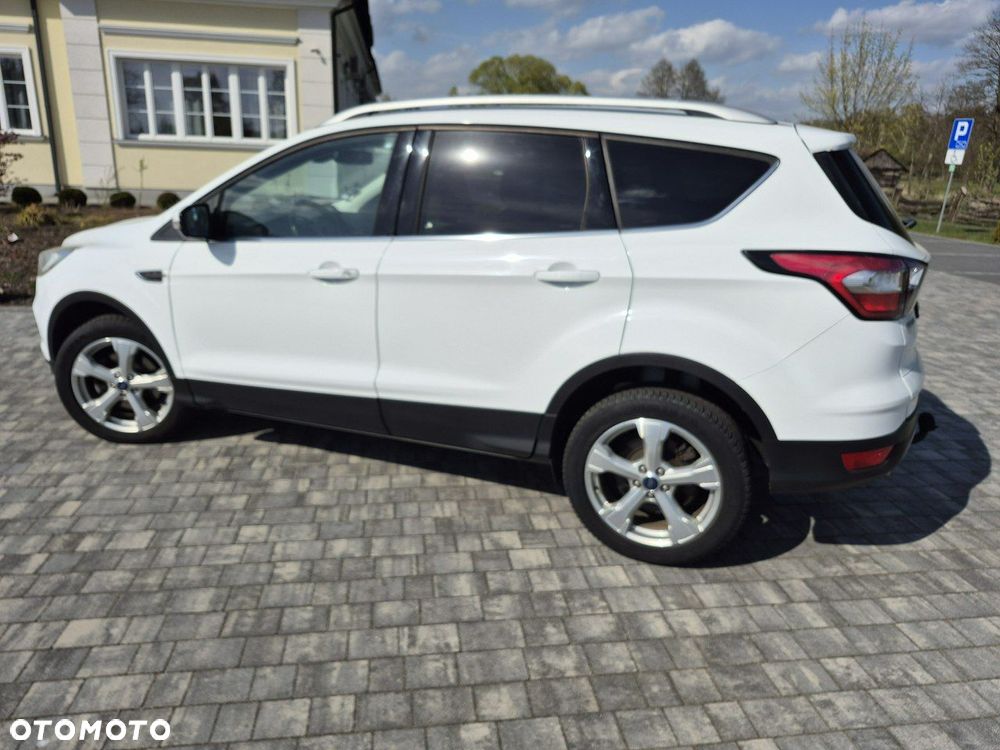 Ford Kuga - 3