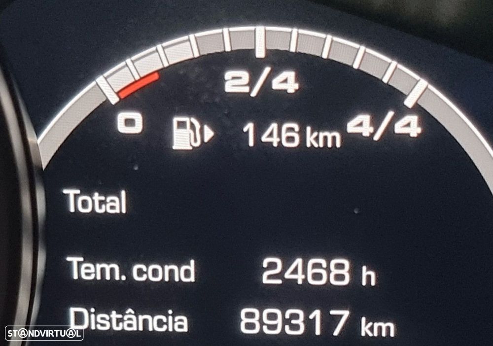 Porsche Cayenne E-Hybrid — fotografia 7