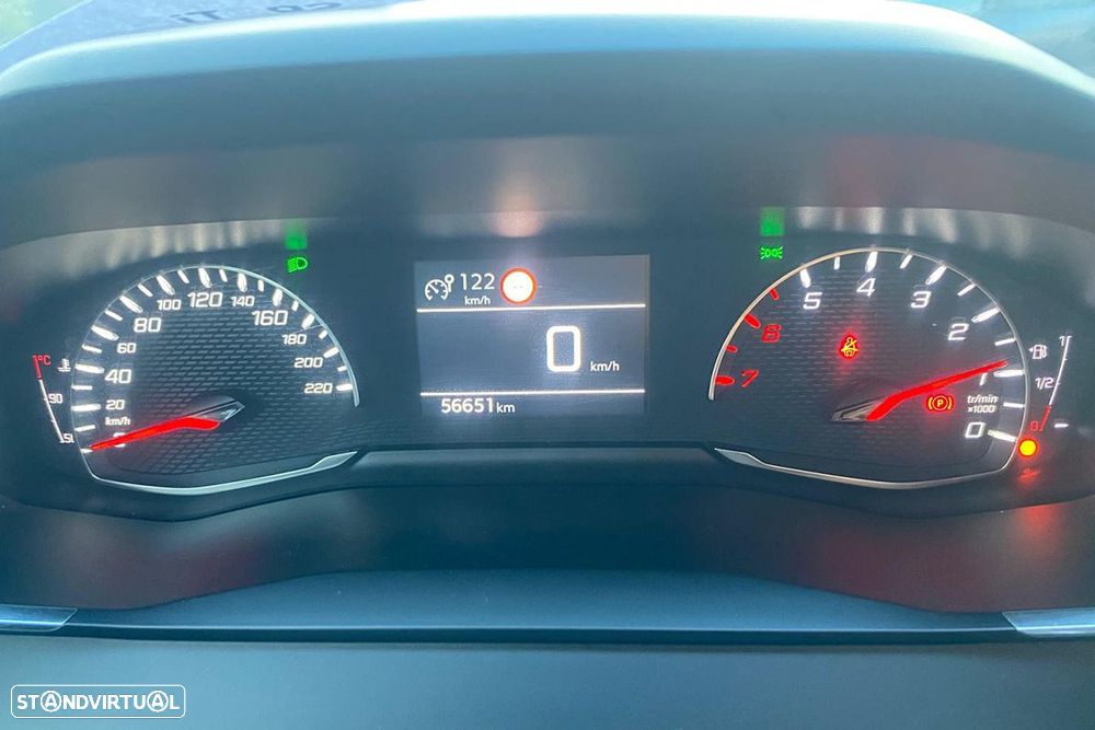 Peugeot 2008 1.2 PureTech Active - 10