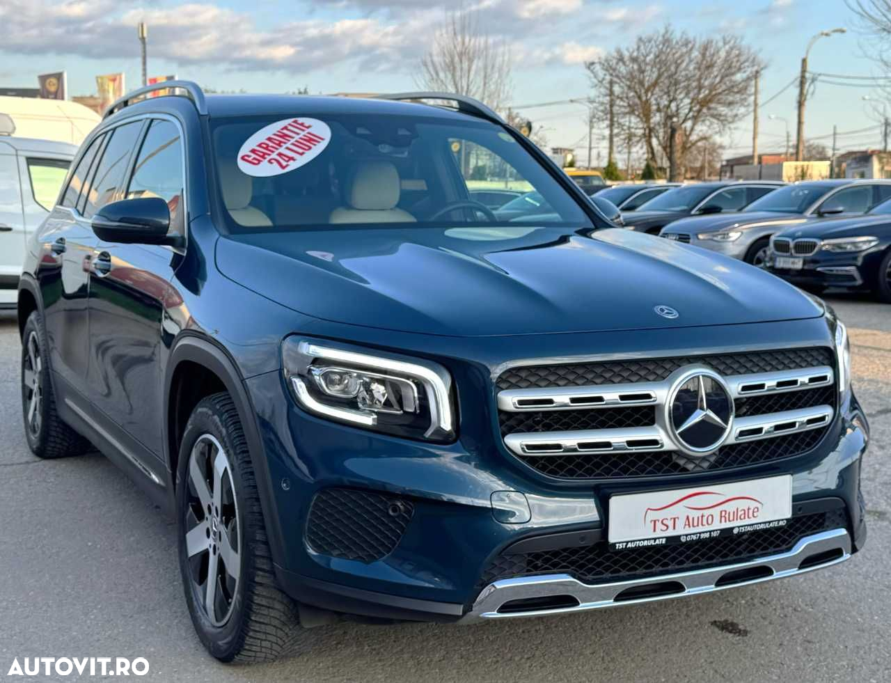 Mercedes-Benz GLB - 12