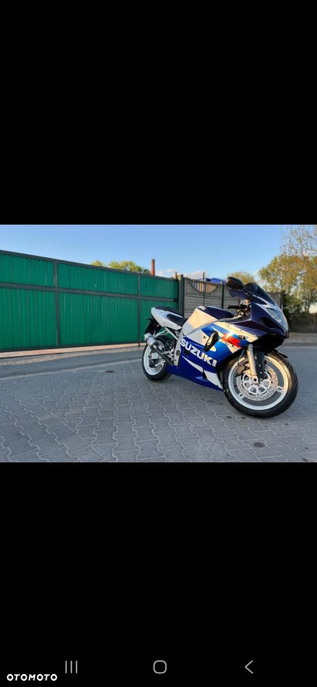 Suzuki GSX-R - 1