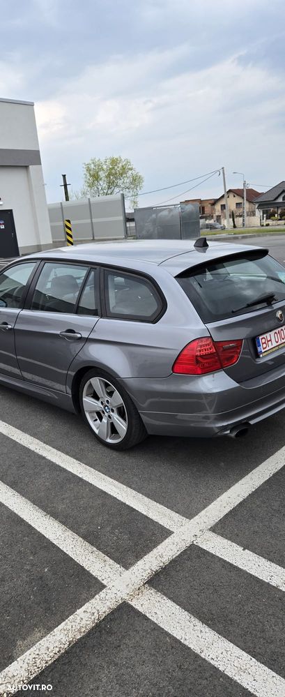 BMW Seria 3 320d DPF Aut. - 4