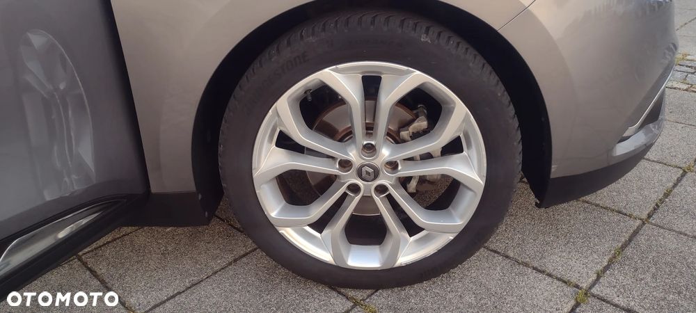Renault Scenic - 25