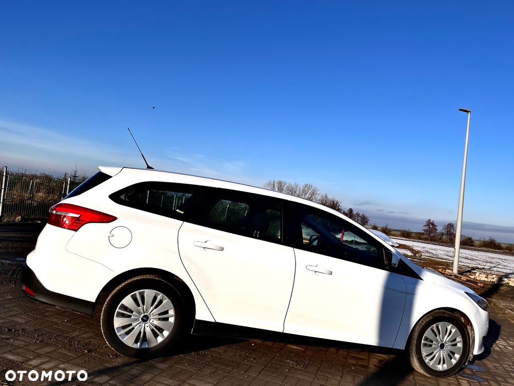 Ford Focus 1.0 EcoBoost STart-Stopp-System ACTIVE - 6