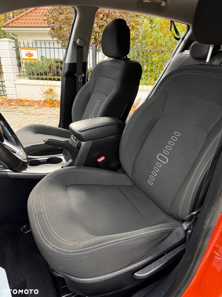 Kia Sportage 1.6 GDI Business Line 2WD - 31