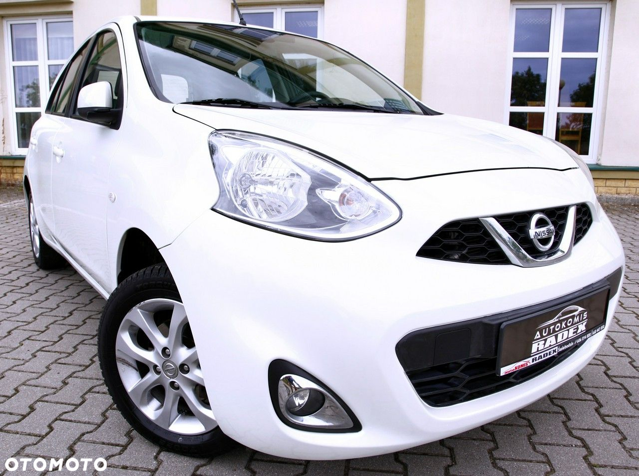 Nissan Micra 1.2 Tekna - 2
